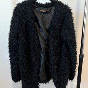 𝅺ambiance Outerwear Women’s Black Fluffy Jacket Size Small